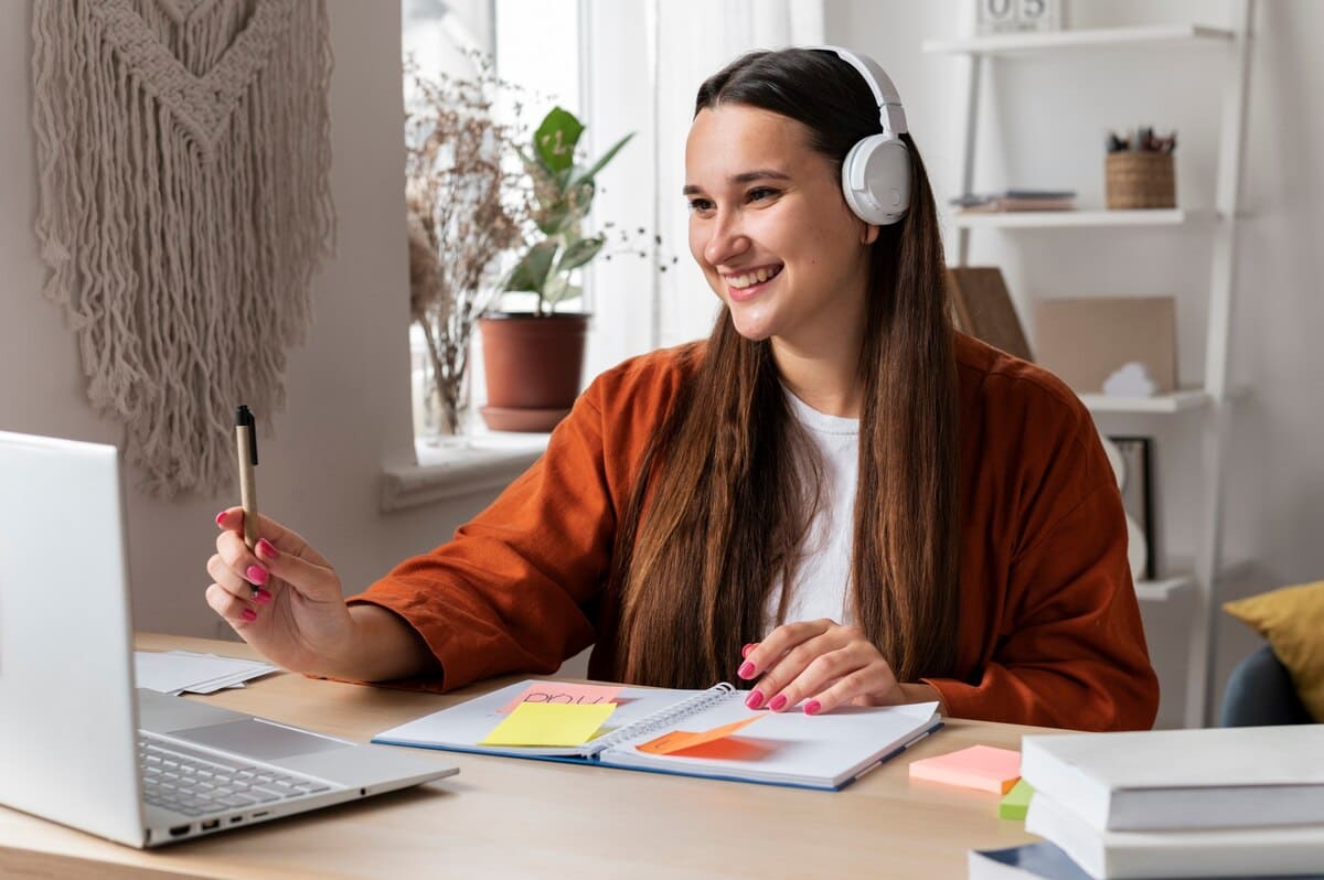 Virtual classroom and study space